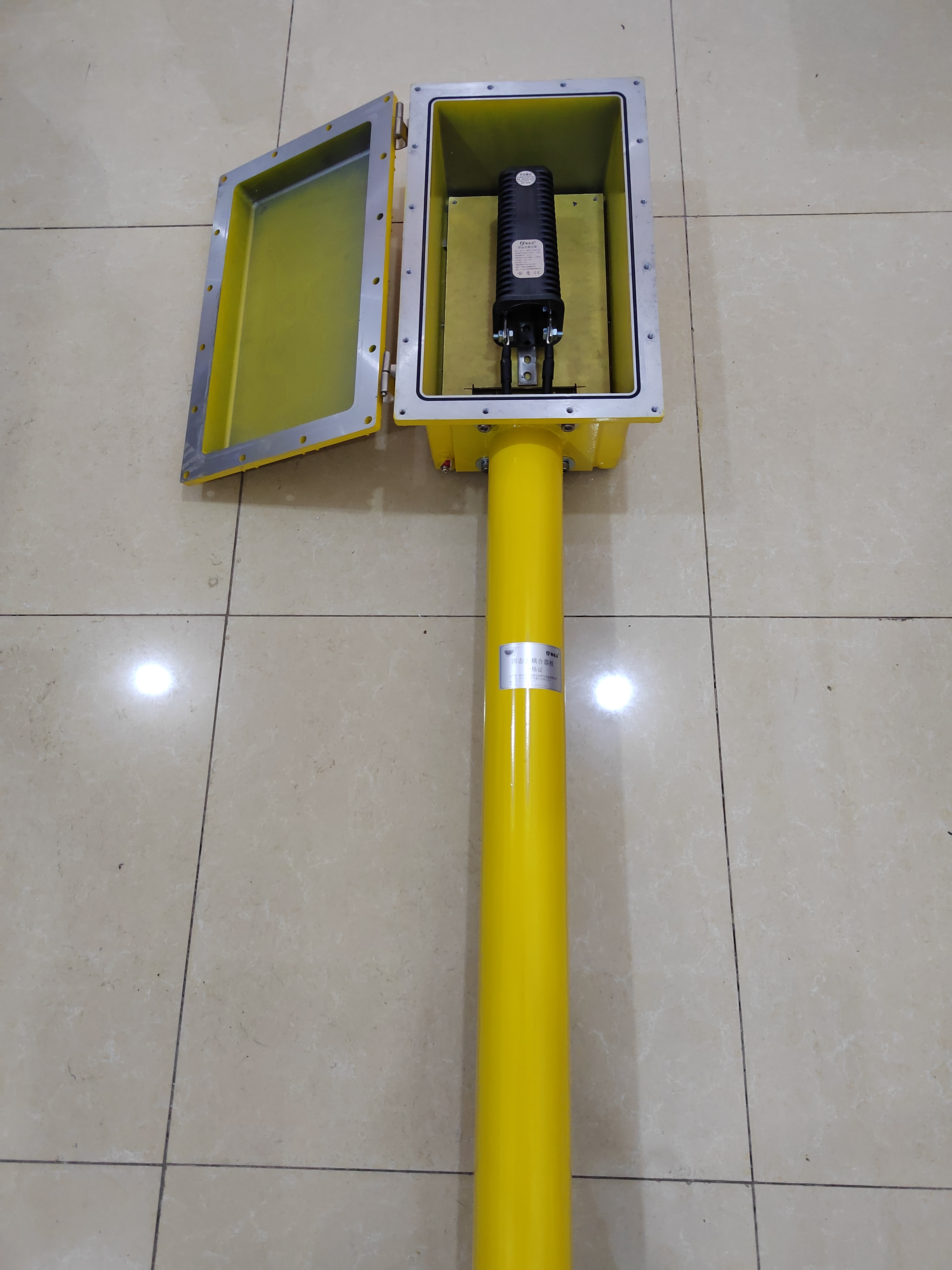固态去耦合器